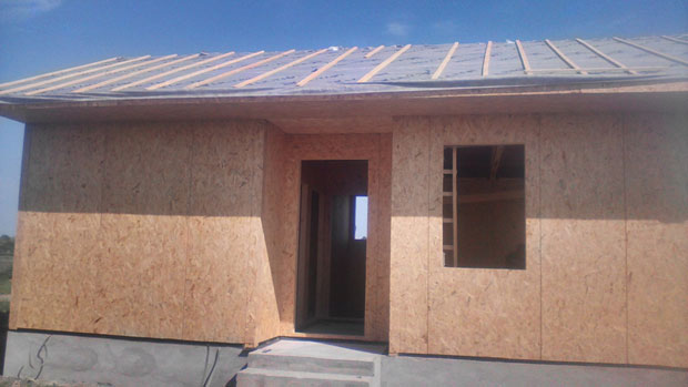 Роми до крова брже од плана